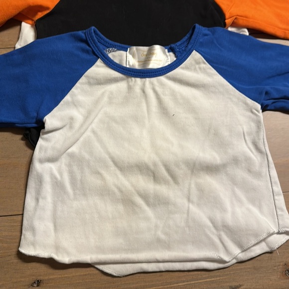 ⭐️HP⭐️Set of 3 Shirts - Picture 2 of 4